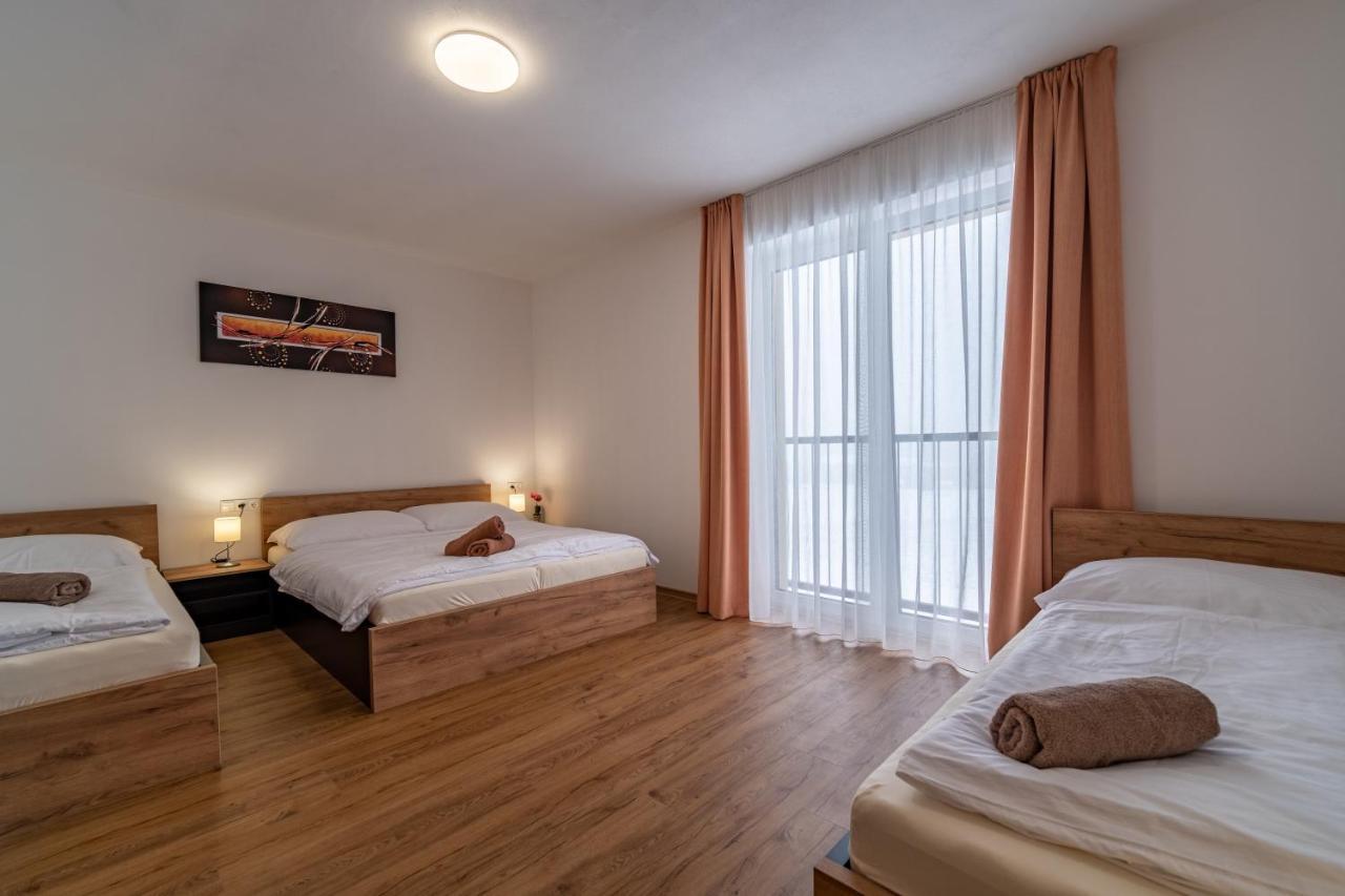 Apartman Na Bukovce Malma แชร์เวนาโวดา ภายนอก รูปภาพ