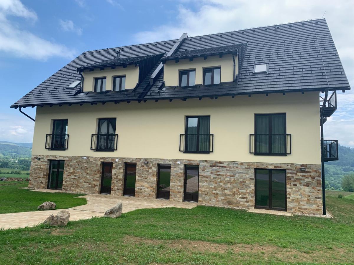 Apartman Na Bukovce Malma แชร์เวนาโวดา ภายนอก รูปภาพ